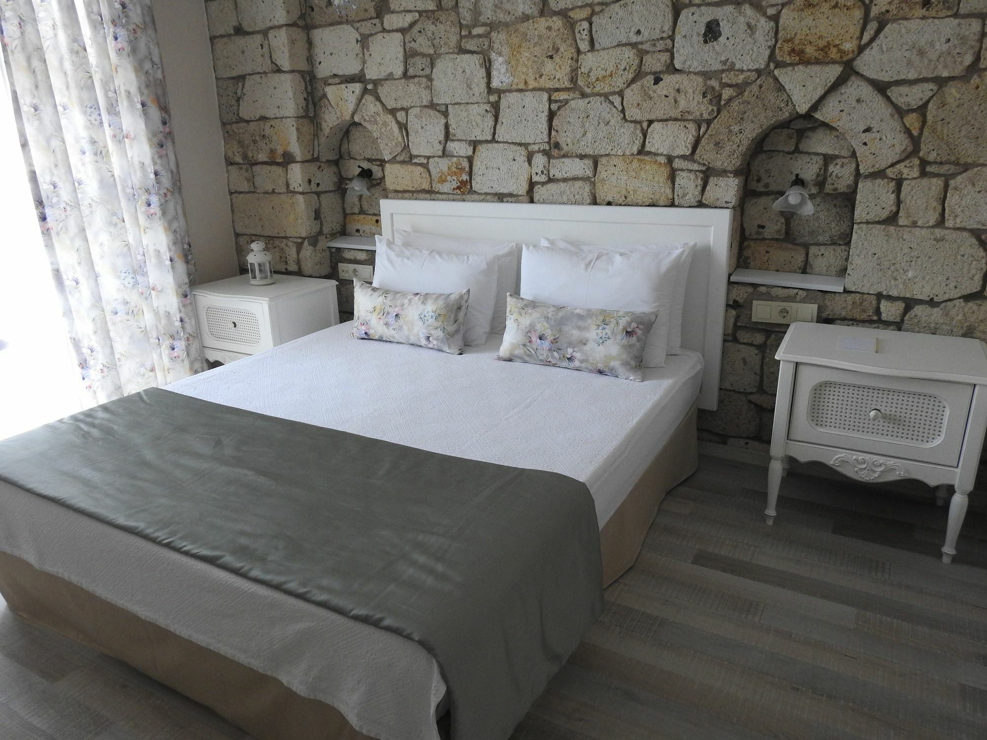 Tasquartas Hotel אלאקאטי מראה חיצוני תמונה
