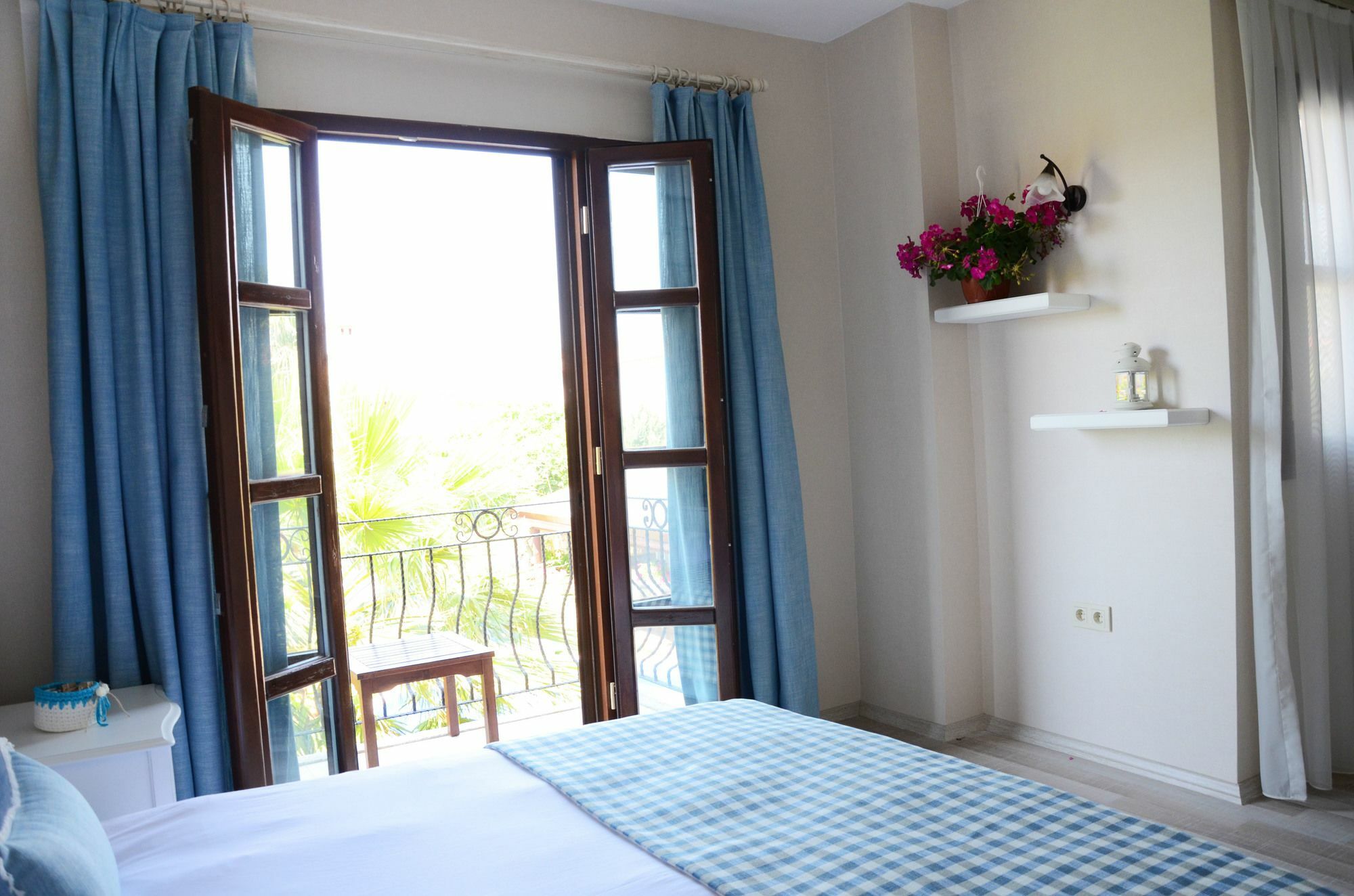 Tasquartas Hotel אלאקאטי מראה חיצוני תמונה